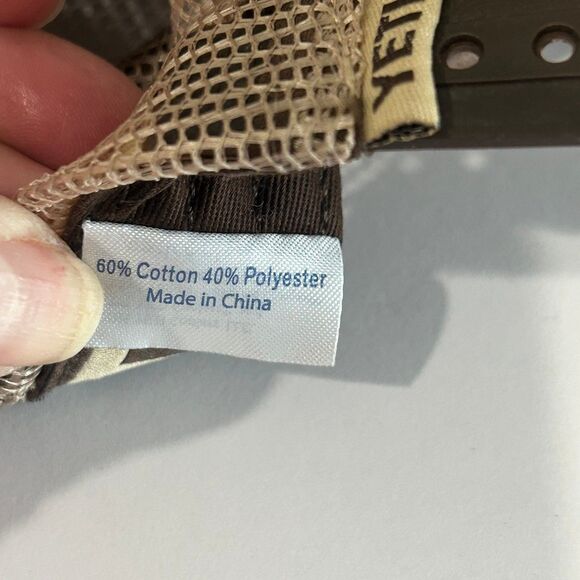 Yeti Coolers Hat Cap Color Brown Tan Snapback Truckers Breathable Cap - Picture 11 of 12